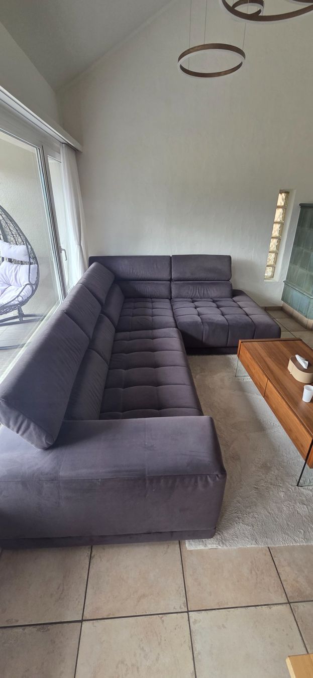 Pfister Divani: Ecksofa Pfister – Usato da Spiez venduto da SmackThat 2