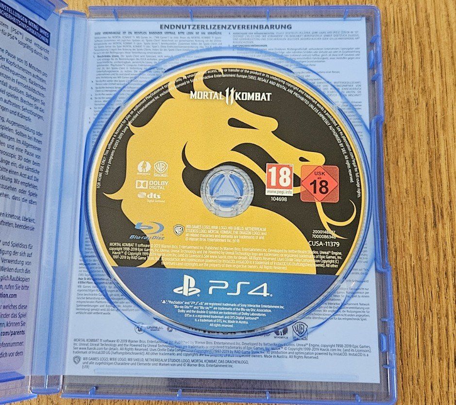 Sony Console: PS4 500GB, inkl. 4 Controller, Ladestation und Games – Usato da Chur venduto da dre_7spd 2