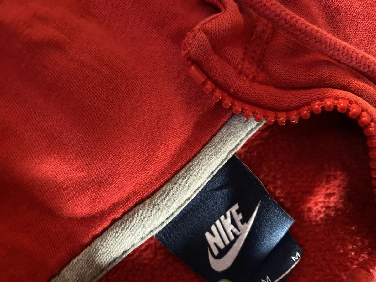 Nike Maglioni & Felpe: Nike Hoody / Hanorac / Kapuzenpullover – Usato da Morges venduto da inf_2qtx 1