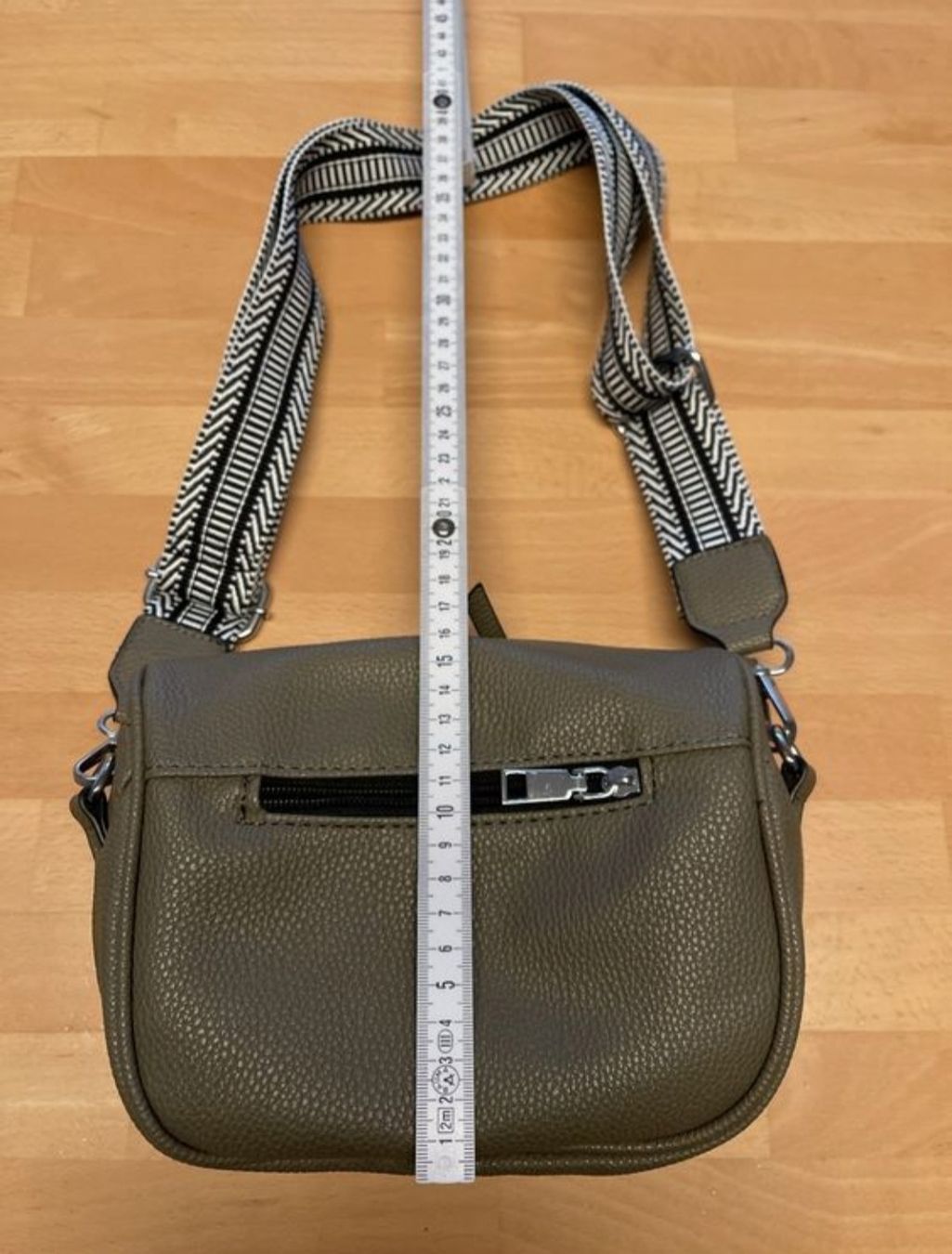 Sonstige Kleidung & Accessoires: Sac bandoulière kaki – Neu (gemäss Beschreibung) aus Fleurier von nat_kh2v 3