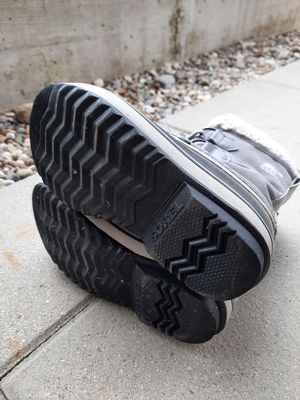 Sorel Schuhe für Jungen: Sorel Winterstiefel Grösse 32 – Gebraucht aus Melchnau von adelboden01 2
