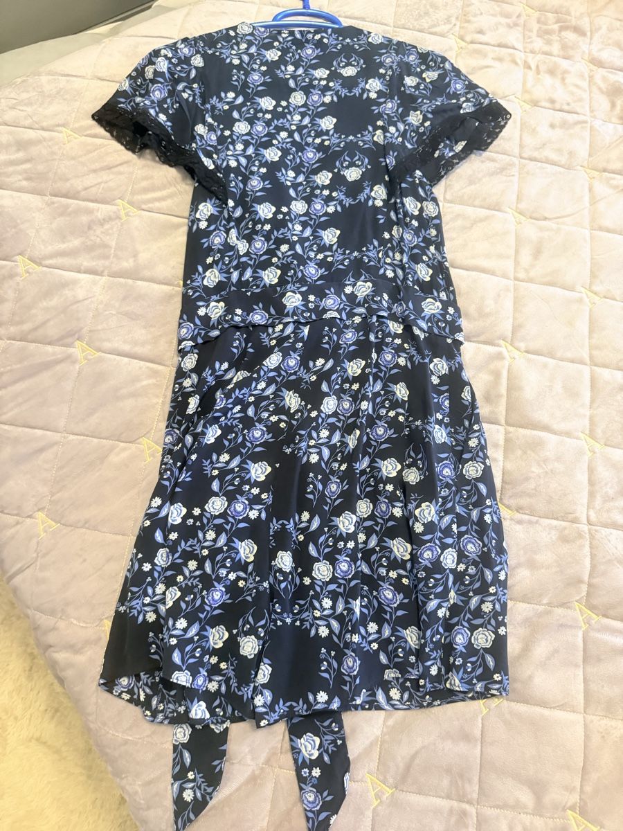Sandro Tute: Flowery short jumpsuit by Sandro – Nuovo (secondo la descrizione) da Genève venduto da iri_f78b 1