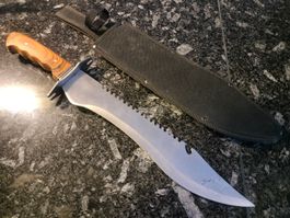 Outdoor hunting knife with sheath good condition (unsharp)