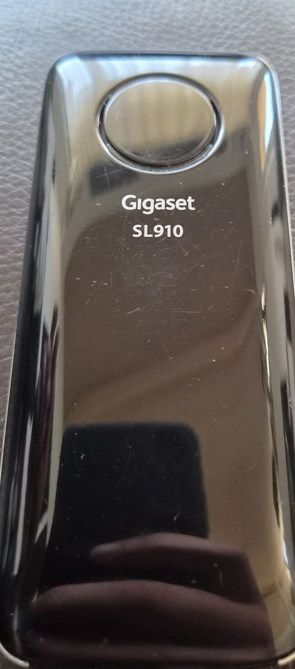 Gigaset Telefoni: Gigaset SL910A Premium DECT Telefon mit Touchscreen – Usato da Dübendorf venduto da RoboAnd 6