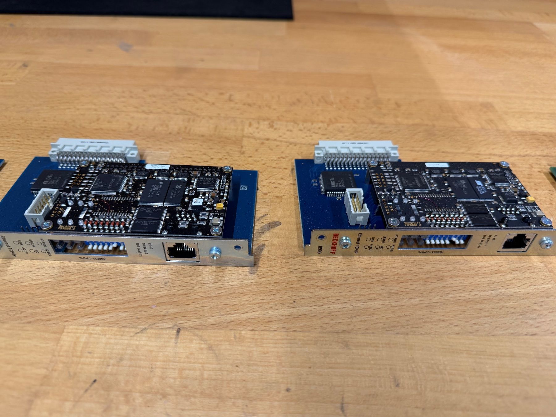 Beckhoff Elektronikbauteile: Beckhoff AX2090-B110 EtherCAT, Lightbus B200, Netzwerk B900 – Gebraucht aus Samstagern von Pickandpay 3