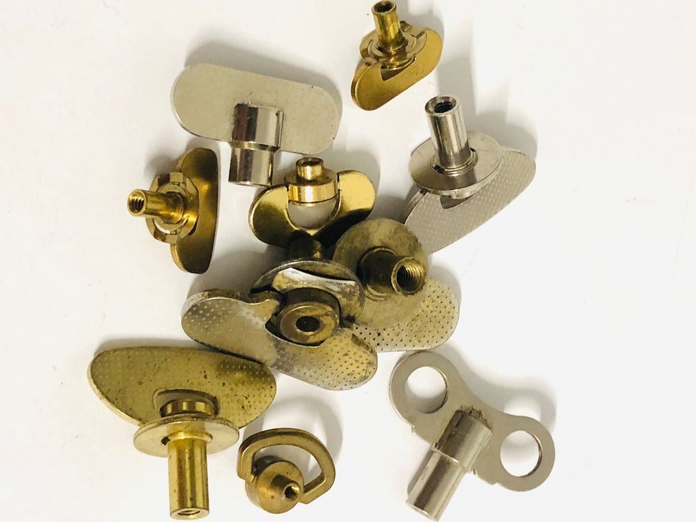 Lot De 10 Boutons Clés Articulés Wehrle Pour Réveil – Réglables à Visser, Neuf Sans étiquette
