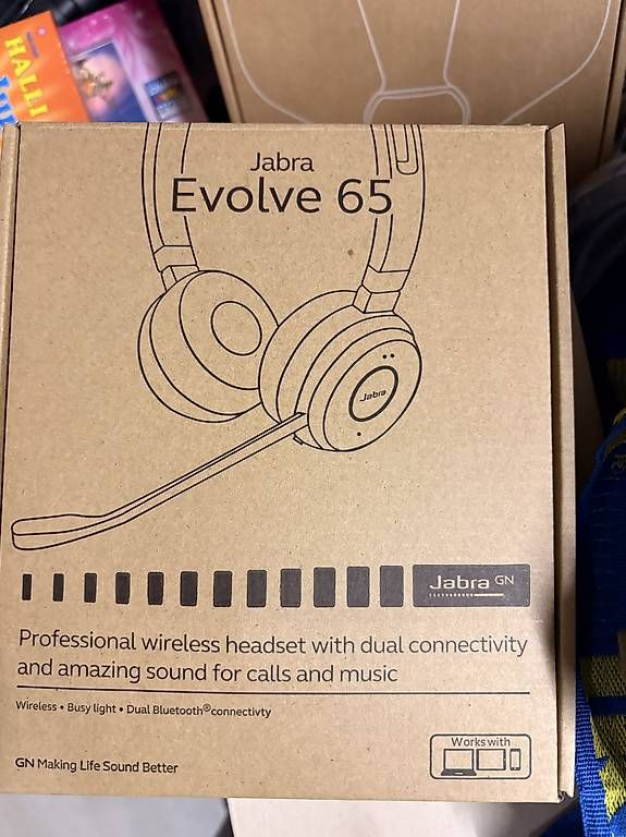 Cuffie: Jabra Evolve 65 Headset neuwertig – Nuovo e nell'imballaggio originale da Liestal venduto da eliceni