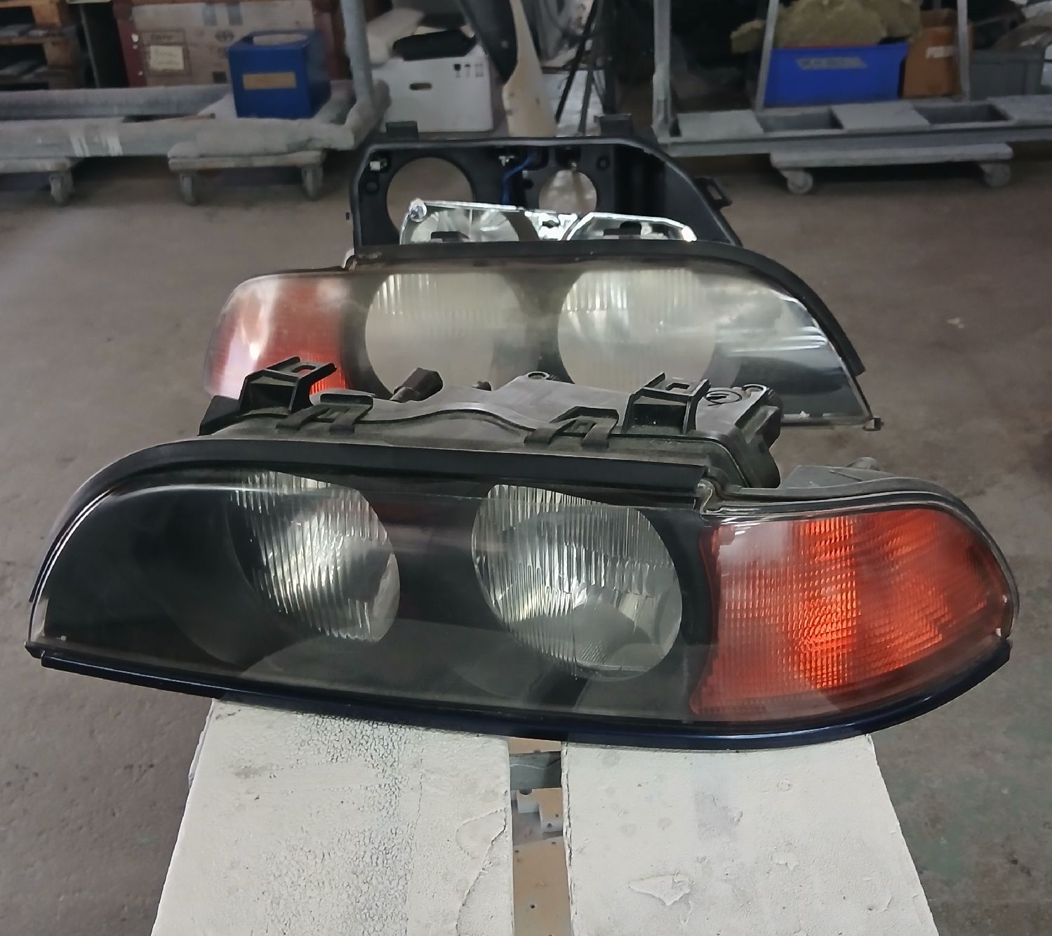 BMW Phares: Phares BMW E39 540  – D'occasion à la heutte par Auto-stock
