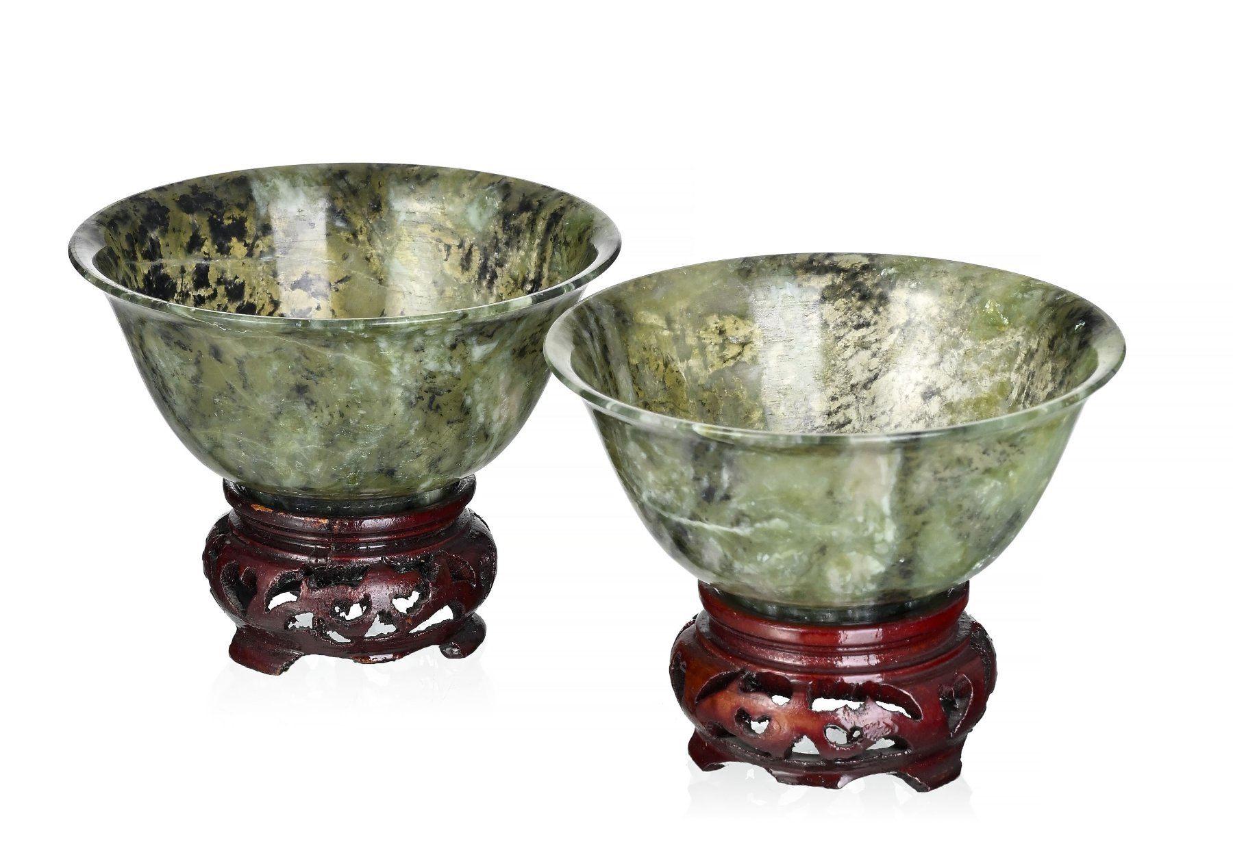 Ciotole: 2 spinach jade bowls, China, with bases 10cm – Usato da Apples venduto da the_7jtf 3