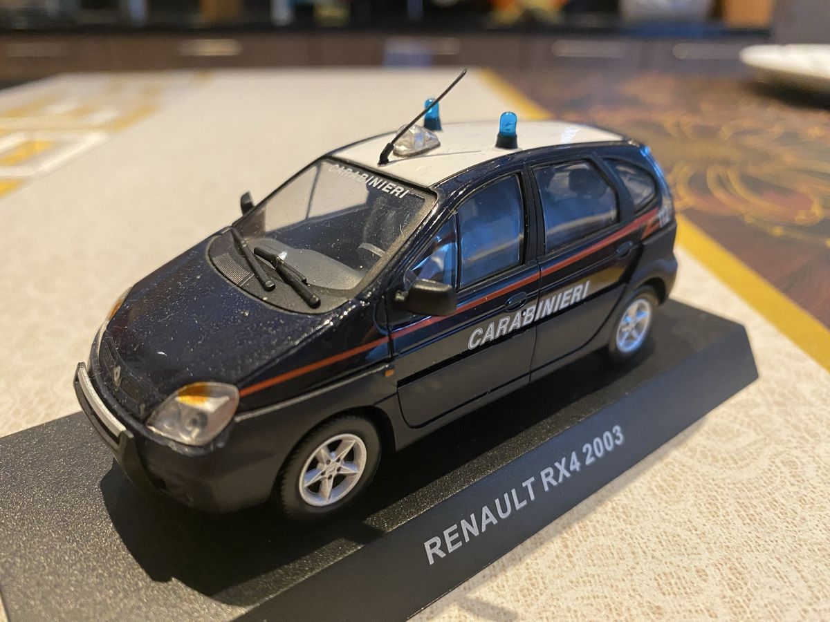 Renault Voitures modèles: Renault RX4 2003 Carabinieri  – D'occasion à St. Margrethen SG par Alfista_159 5
