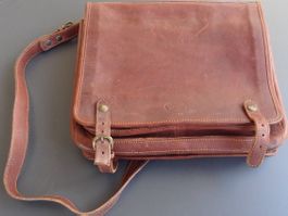 Stillvolle Leder Umhängetasche - Pelletterie Firenze ITALY