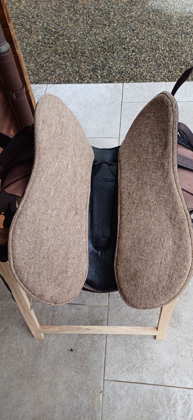 Selle & Accessori: Neuer südafrikanischer Trailsattel – Nuovo (secondo la descrizione) da Hallwil venduto da Simaja 3