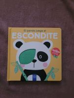"El panda juega al escondite"