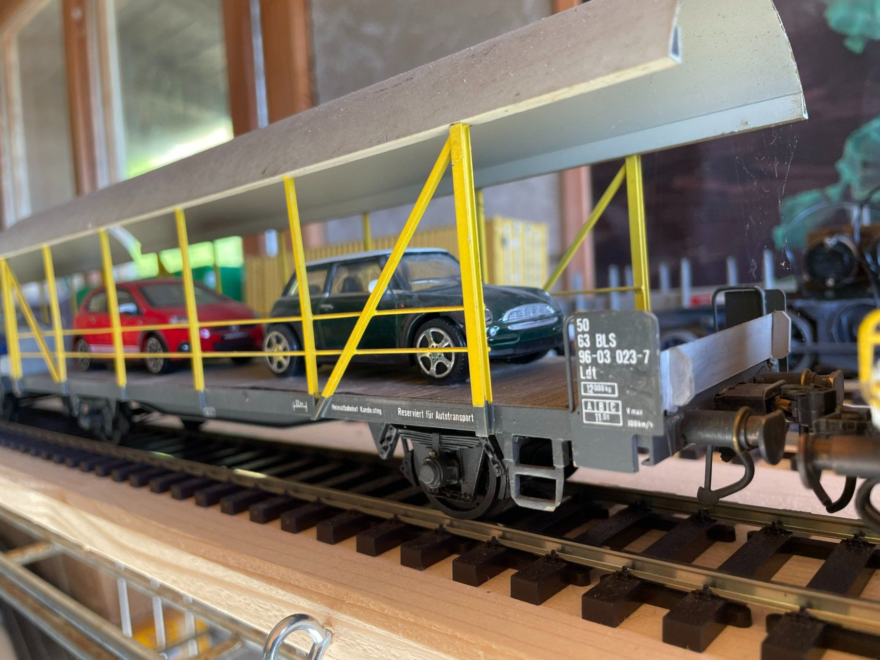 Modellini di ferrovie: BLS Autozug – Usato da Emmenmatt venduto da BLS-Re425 4