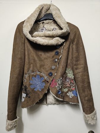 Veste Neuve Desigual/Originale/Broderie/Fausse Fourrure/T:38