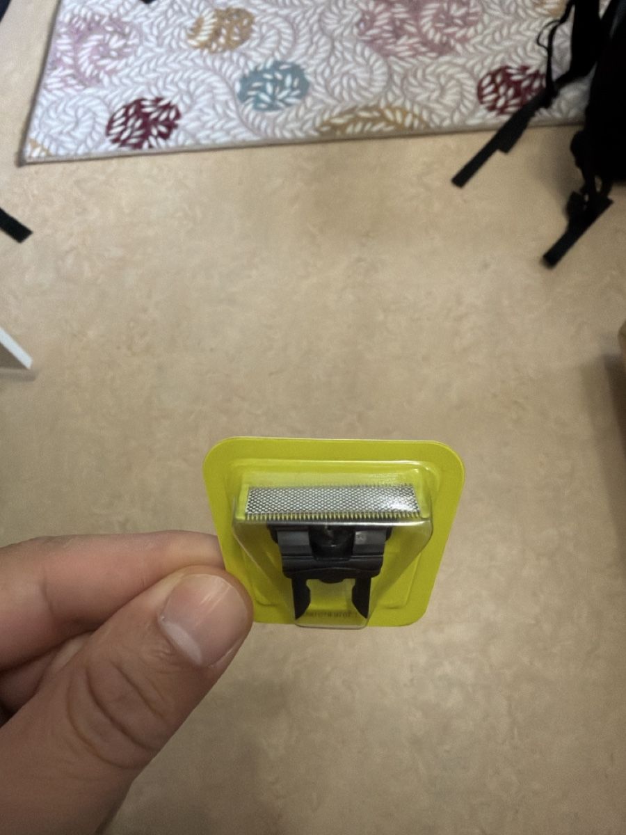 Rasoirs & Lames de rasage: Ersatzklinge Philips OneBlade neu – Neuf avec emballage d'origine à Zürich par fresh0001