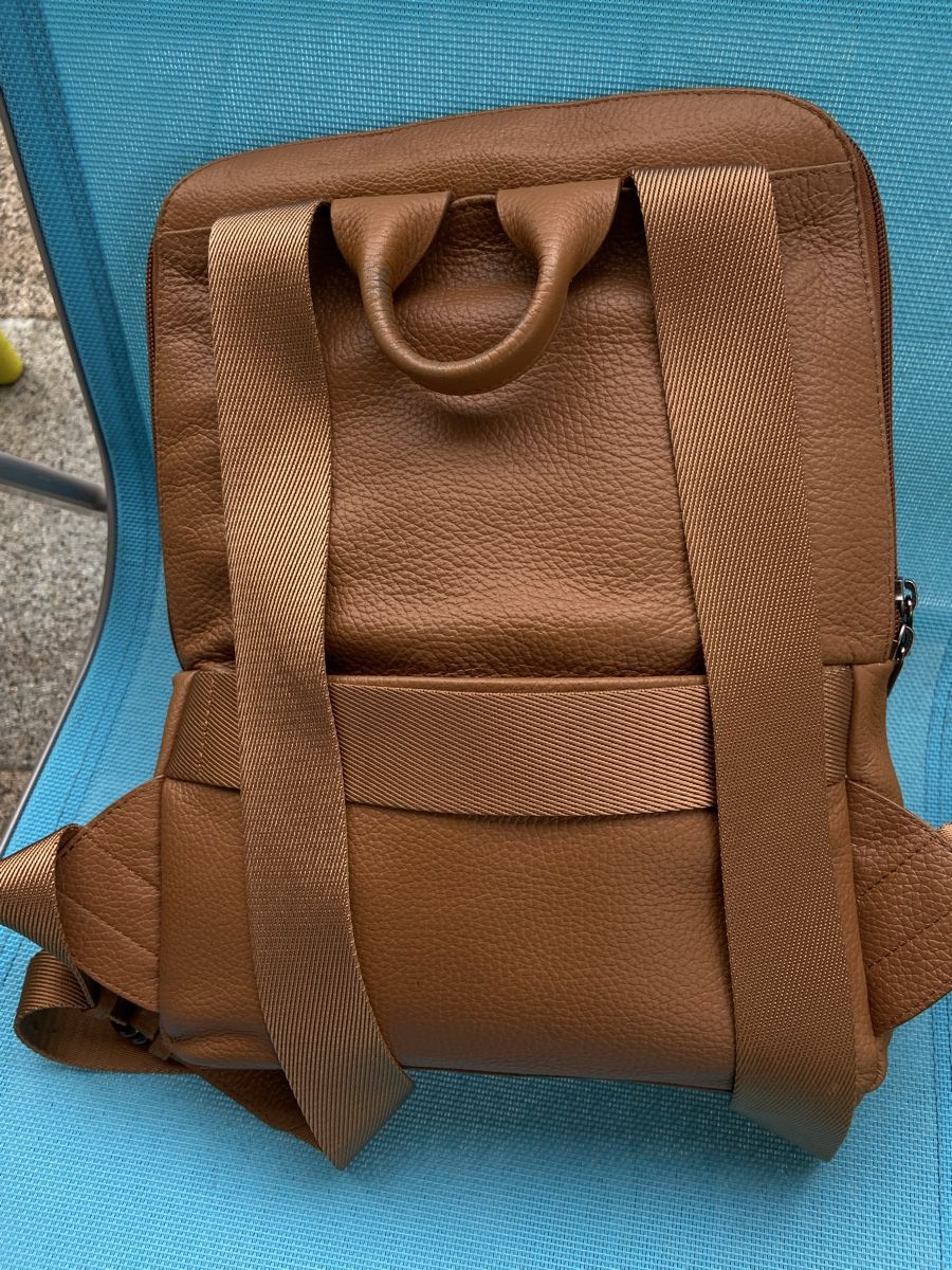 Mandarina Duck Taschen für Damen: Mandarina Duck Rucksack, Echtleder, Top Zustand! – Gebraucht aus Bern von Bern4you 2