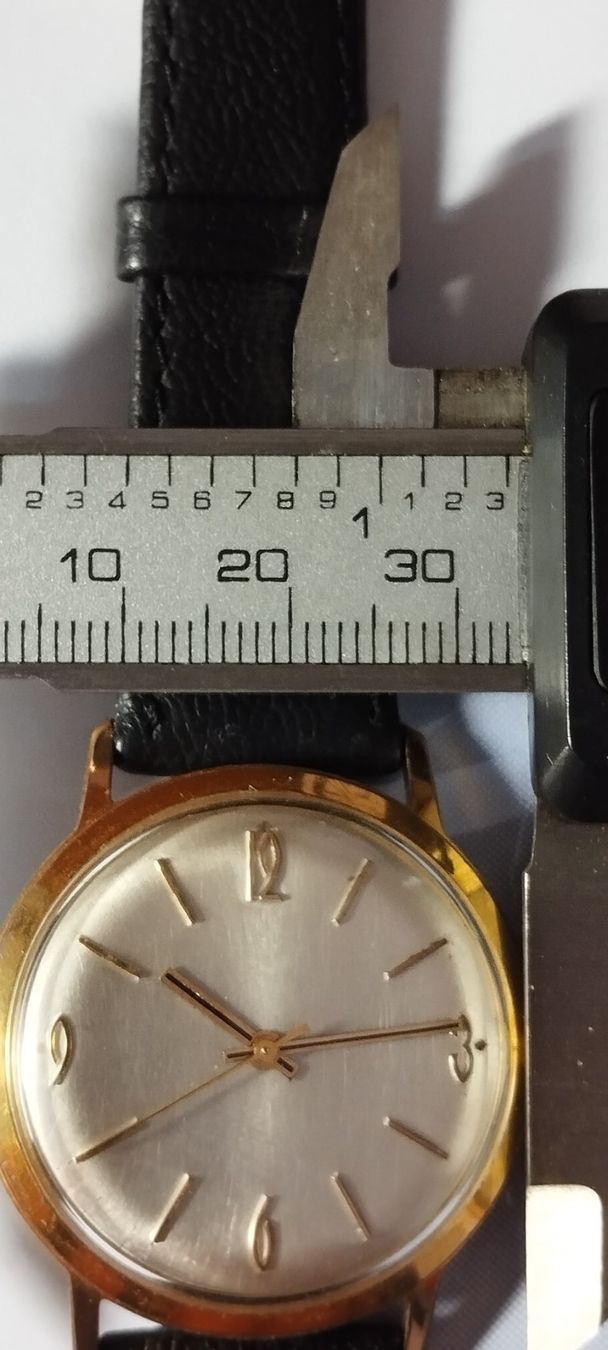 Orologi: Montre mécanique – Usato da La Chaux-de-Fonds venduto da jac_9llg 5