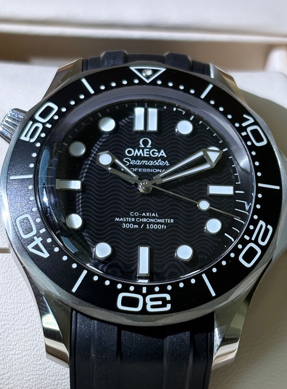 Omega Uhren: OMEGA Seamaster Diver 300M No Date Fullset – Neu (gemäss Beschreibung) aus Birsfelden von Mynos 6