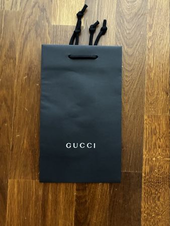 Gucci Papiertasche