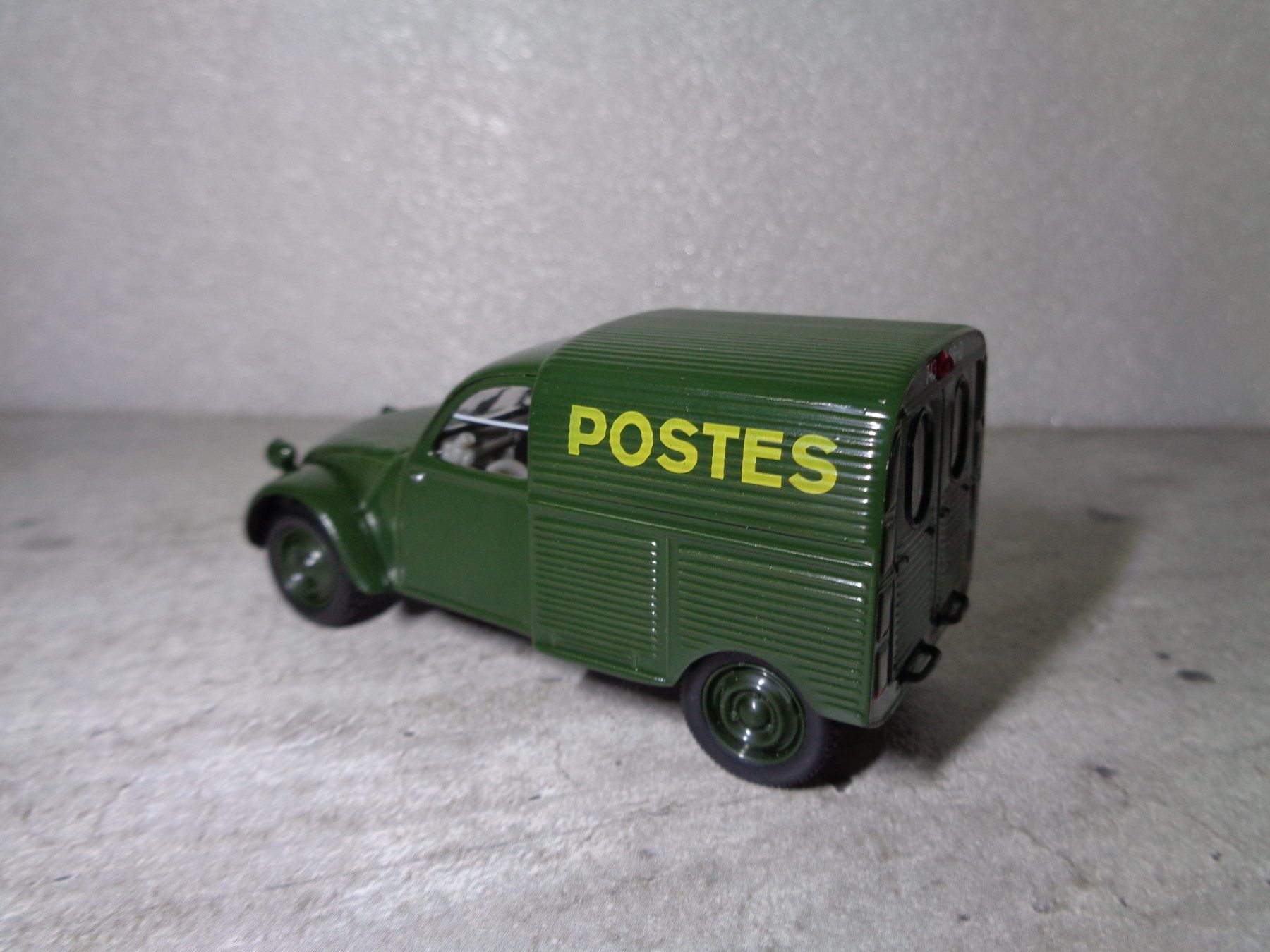 Citroën Modellautos: Norev 1:43 Classic Car Citroën 2CV Poste – Neu und originalverpackt aus Reconvilier von rallycar 1