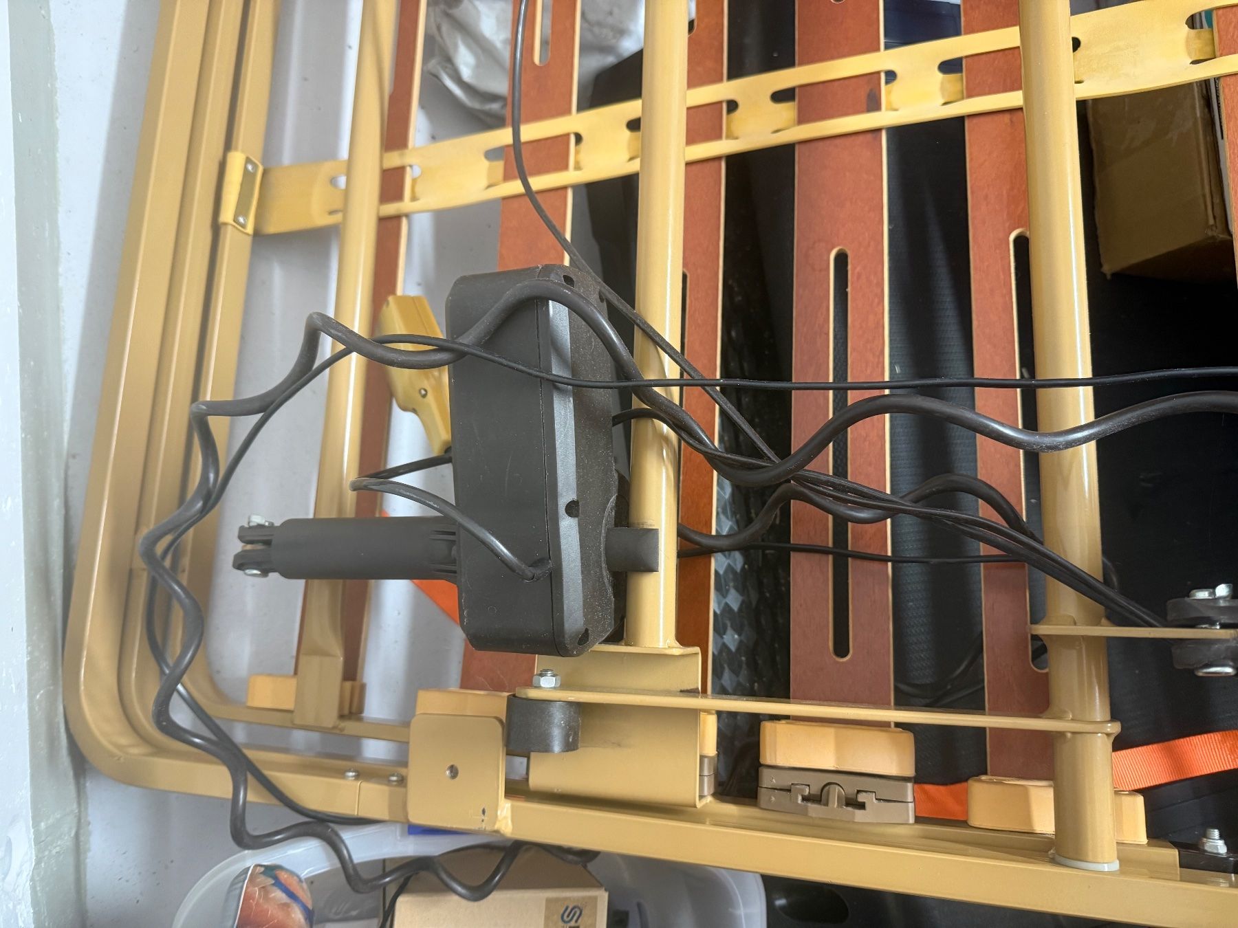 Reti a doghe: Elektrischer Lattenrost 90x200cm – Usato da Dietwil venduto da kim_9ntv 3