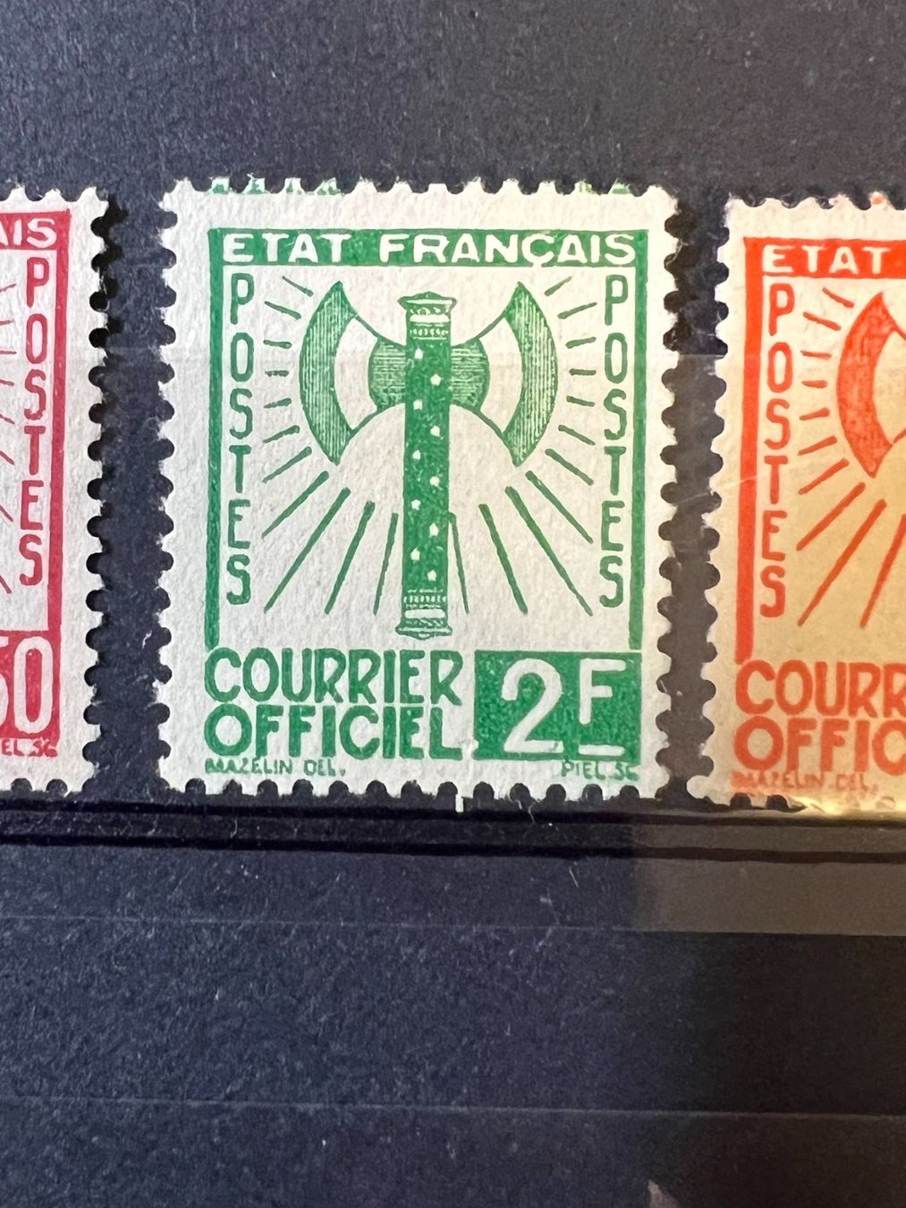 Tous les timbres: 6 Francisques Timbres de Service 1943 – D'occasion à Lausanne par ffhoud 4