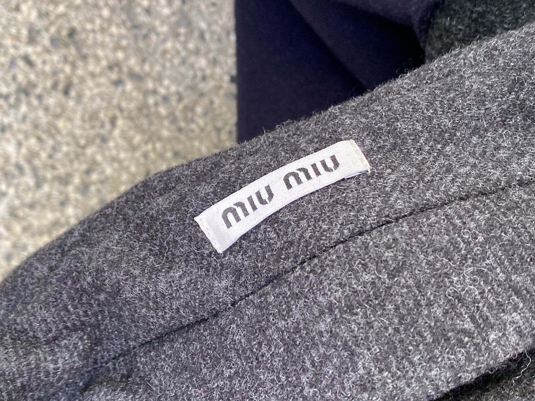 Miu Miu Cappotti: MIU MIU Mantel – Nuovo (secondo la descrizione) da Zürich venduto da JDB_Vintage 4
