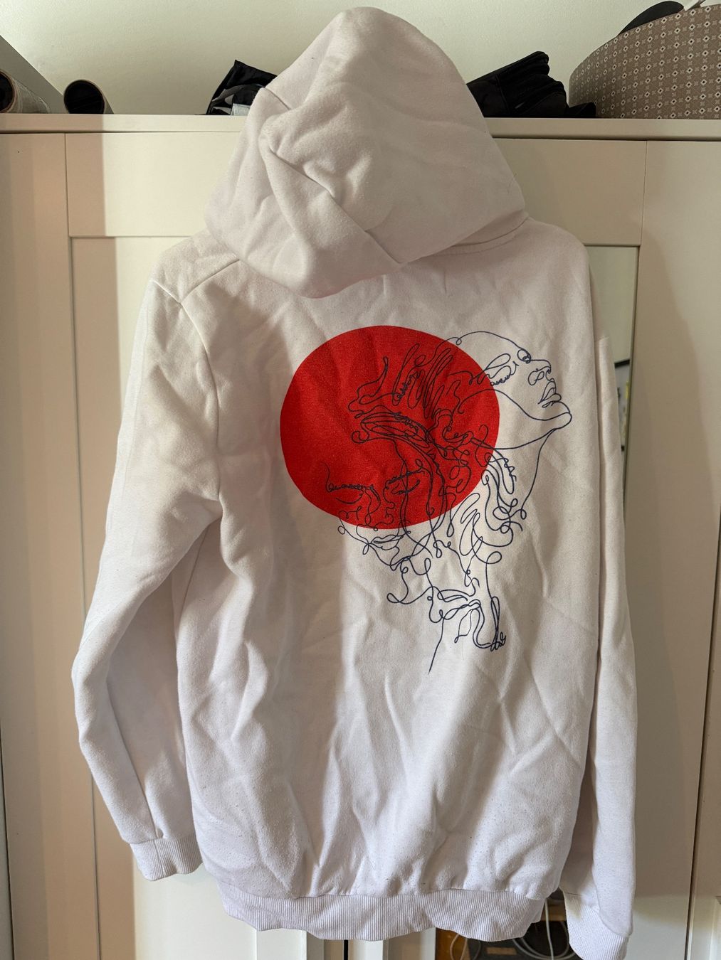 Pullover & Sweatshirts: Pier One White Graphic Pullover – Grösse L – Gebraucht aus Winterthur von Dawinchi 1