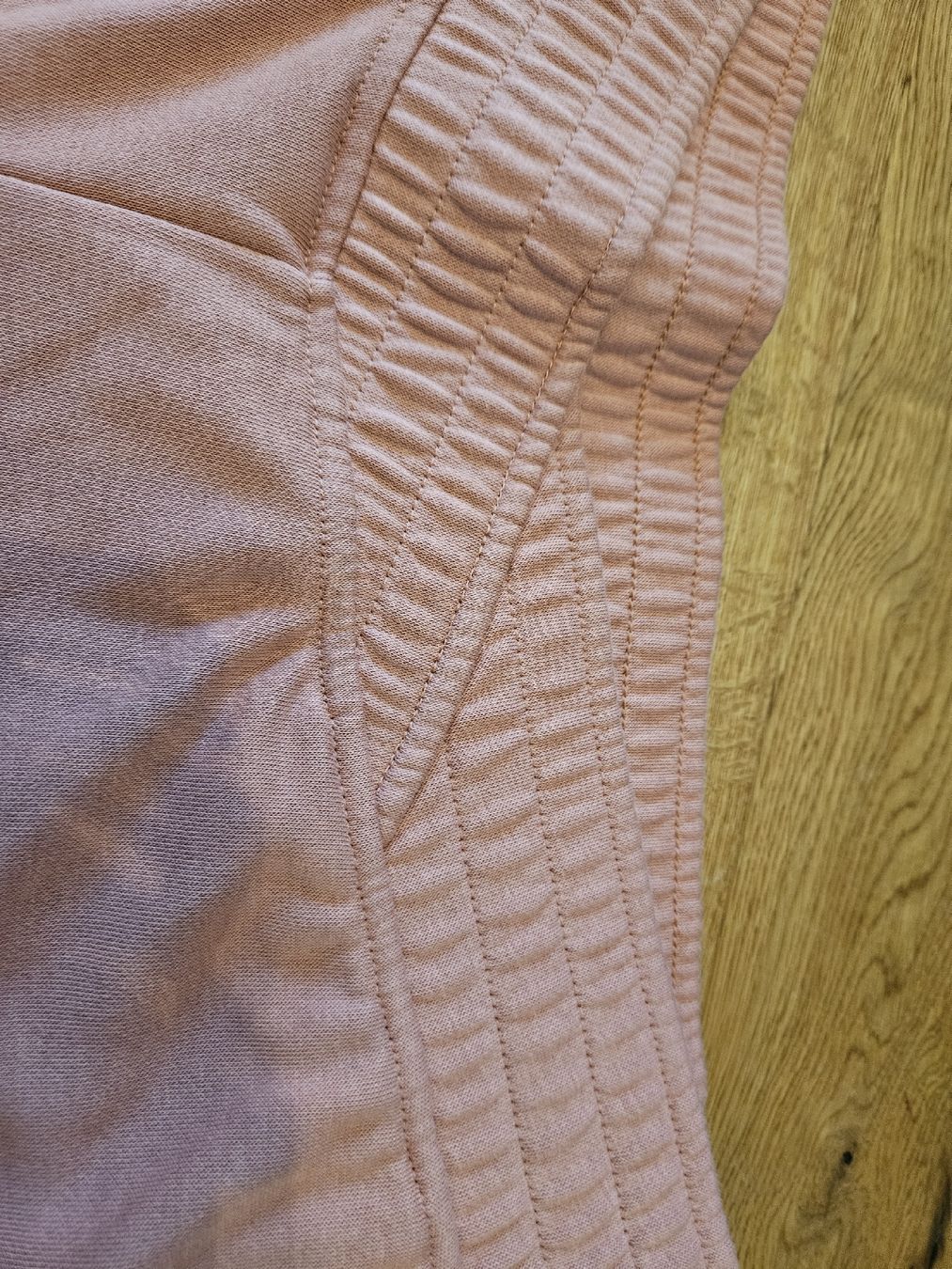 Under Armour Pantaloni: Under Armour Trainingshose – Usato da Mollis venduto da kaleidoscope 3