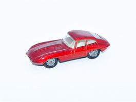 Matchbox Lesney JAGUAR E-TYPE No. 32B