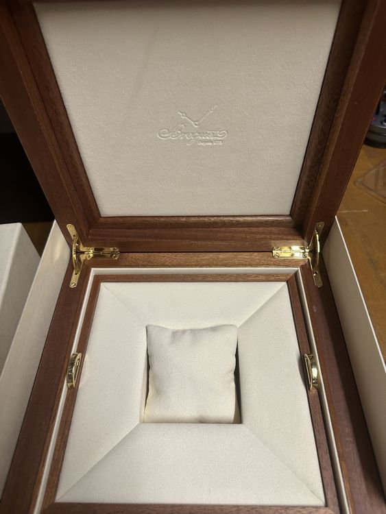 Boîte écrin Rado Avec Contre-boîte (Noir/Beige) - Neuf Sans étiquette, Pour Collection Ou Revente