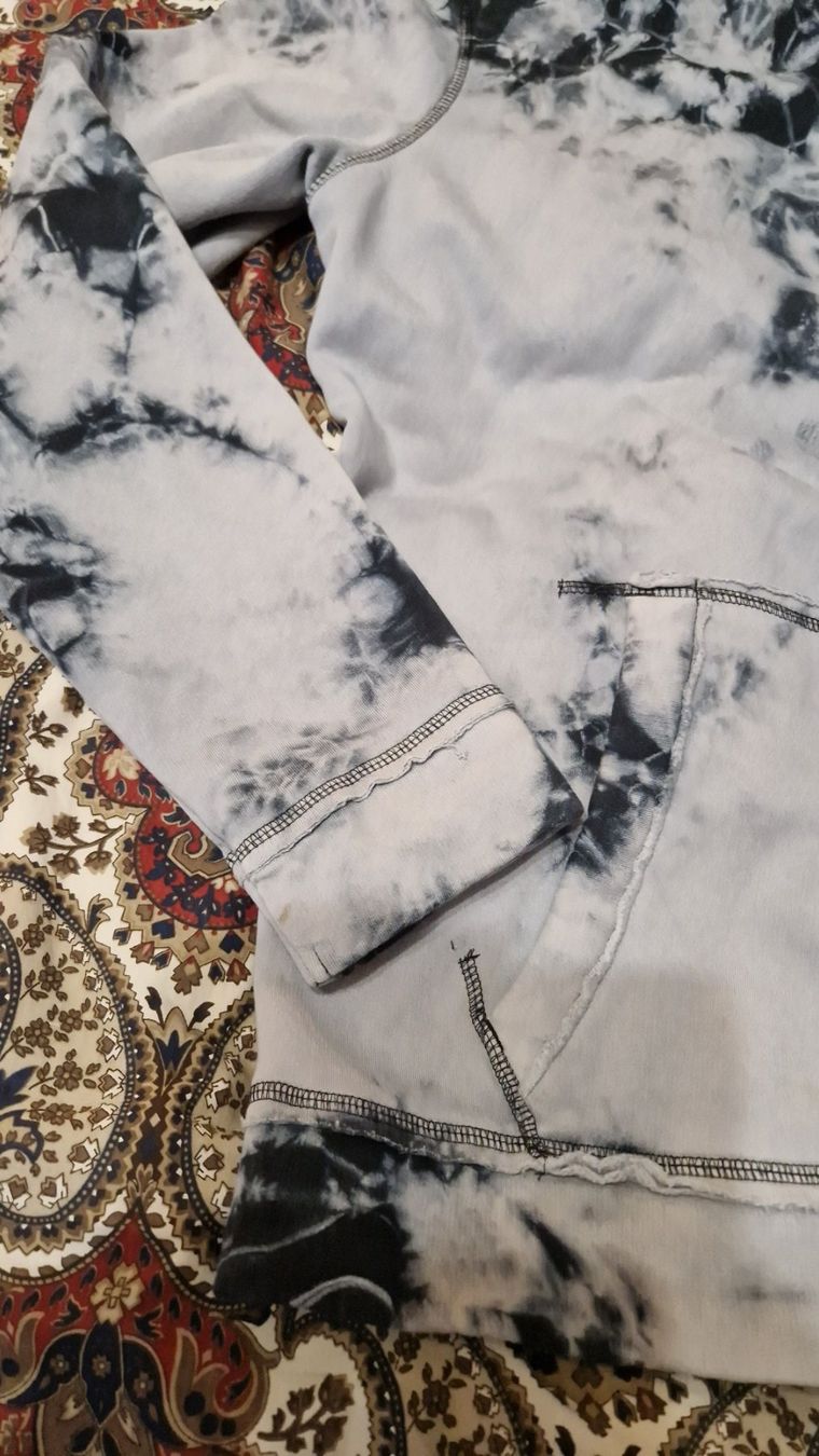 C&A Vestes: Graublaue Sweat-Kapuzen-Jacke – D'occasion à Oberengstringen par Asteroid56 2
