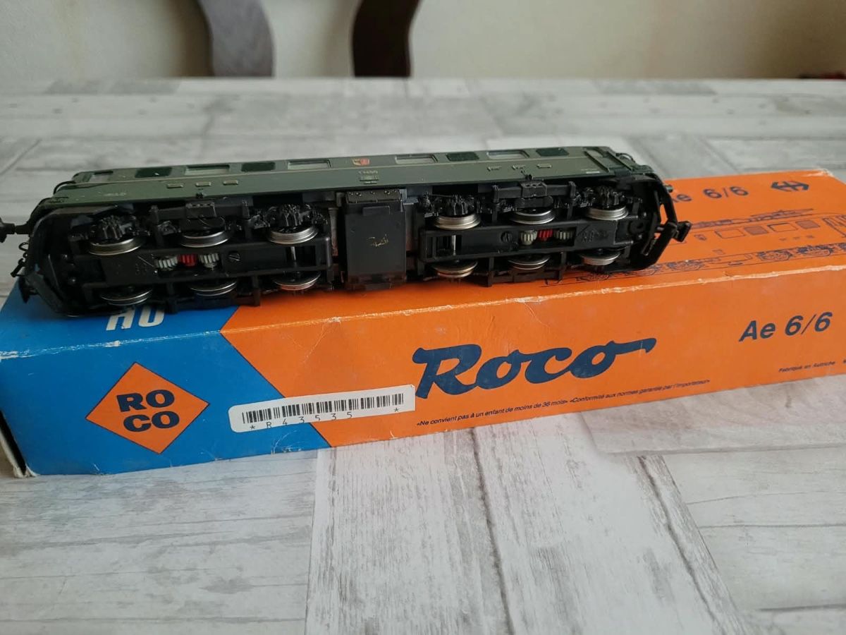 Roco Modellini di ferrovie: ROCO Ae 6/6 digital – Usato da Steffisburg venduto da susello 1