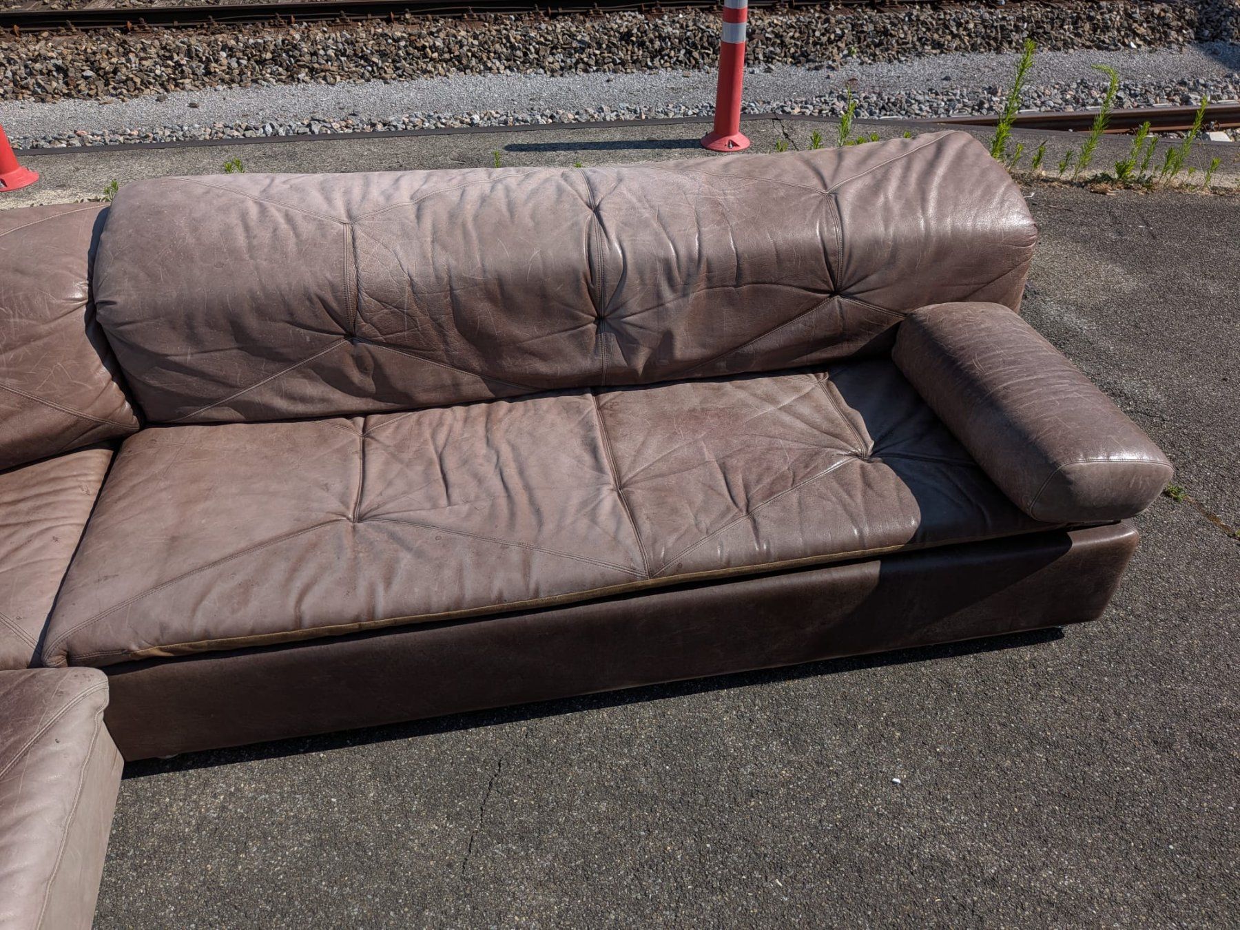 Sofas: Ledersofa 70er Jahre - Ecksofa mit Daybed - Ref. 06/43 – D'occasion à Au ZH par BrockiAu 7