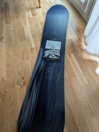 Nitro Mystique Snowboard 142