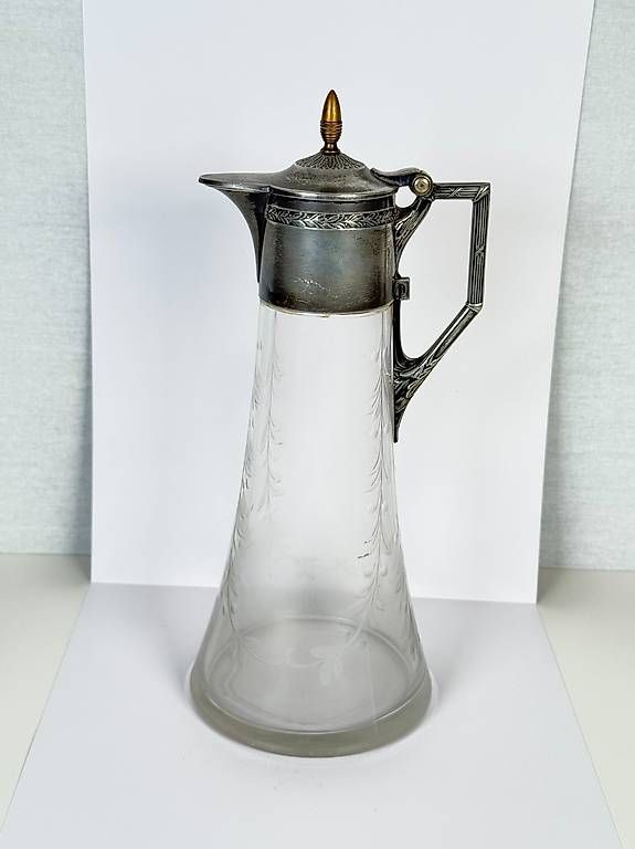 Carafes: Jugendstil Glaskaraffe mit Klappdeckel – D'occasion à Böckten par SELL-4U