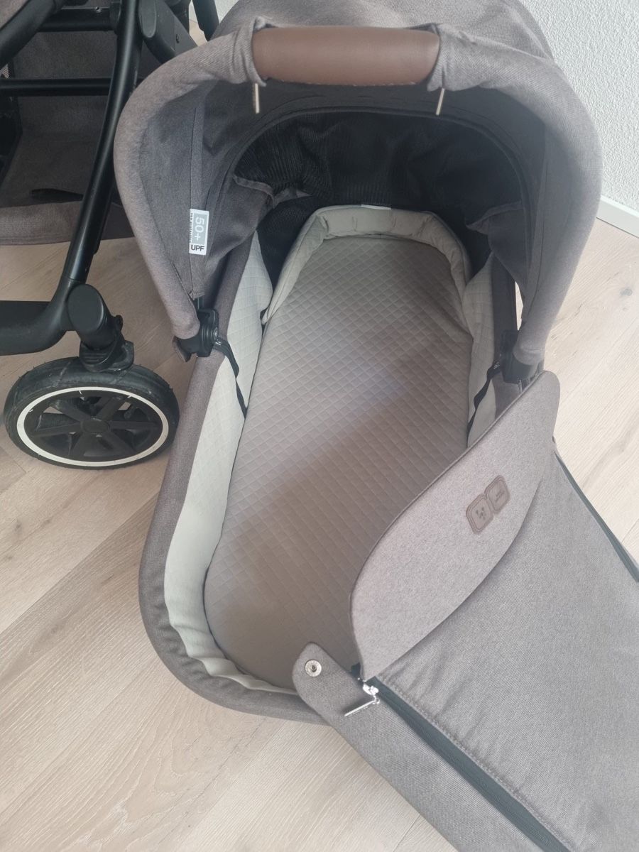 ABC Design Carrozzine: ABC Design Viper 4 Kinderwagen Sommer 2022 – Usato da Aadorf venduto da swordfish86 2