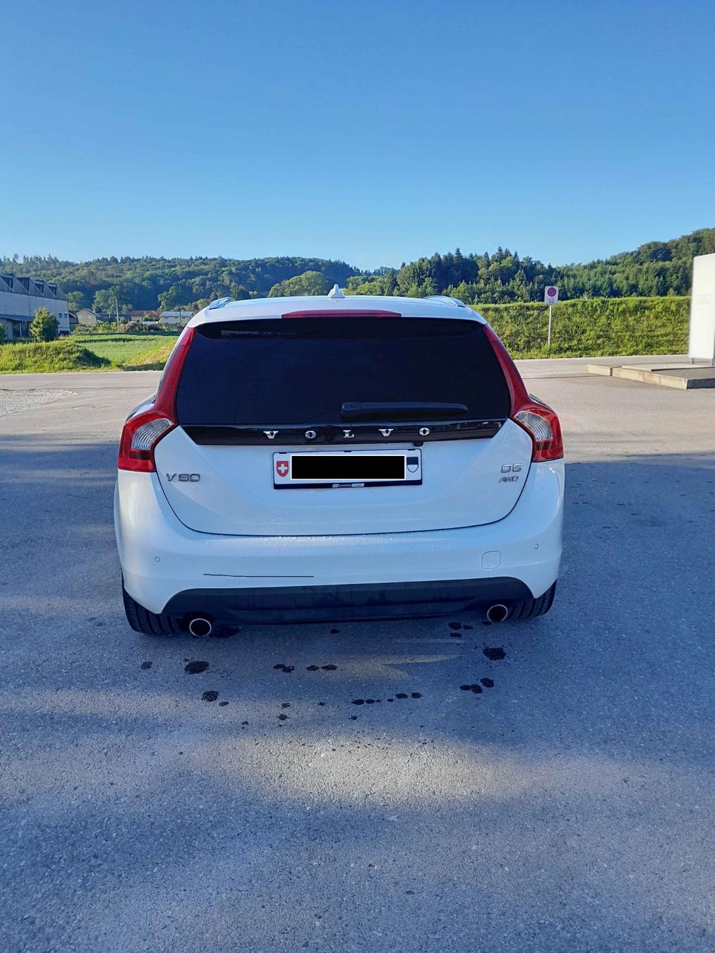 Volvo Automobili: Volvo V60 D5 AWD, version Summum – Usato da Grolley venduto da zapa78 2