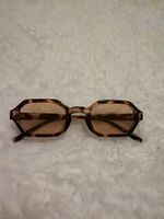 Trendige Sonnenbrille im Retro Look, Top Zustand!