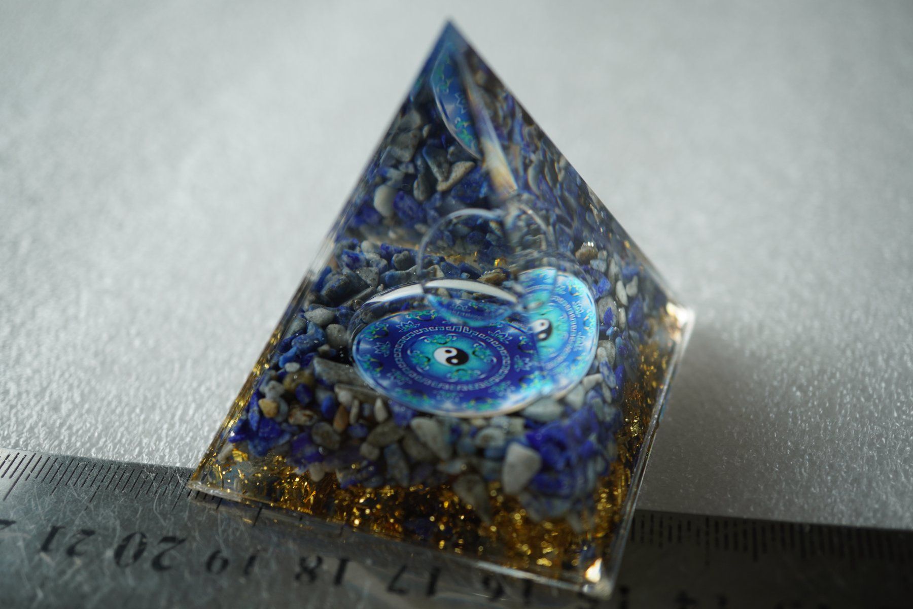 Minerali & Pietre curative: Lapis Lazuli   Kugel  Quarz Orgonit -Pyramide – Nuovo e nell'imballaggio originale da Eschenbach SG venduto da topstone 7