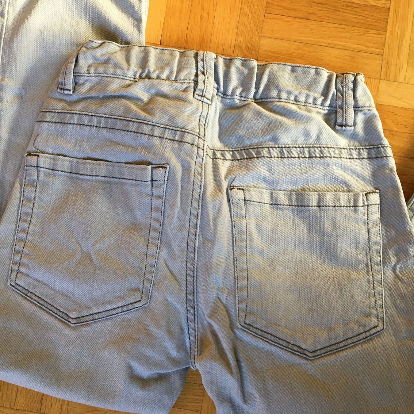 H&M Pantalons: Hose Jeans 146 – D'occasion à Arth par Vrecam51 2