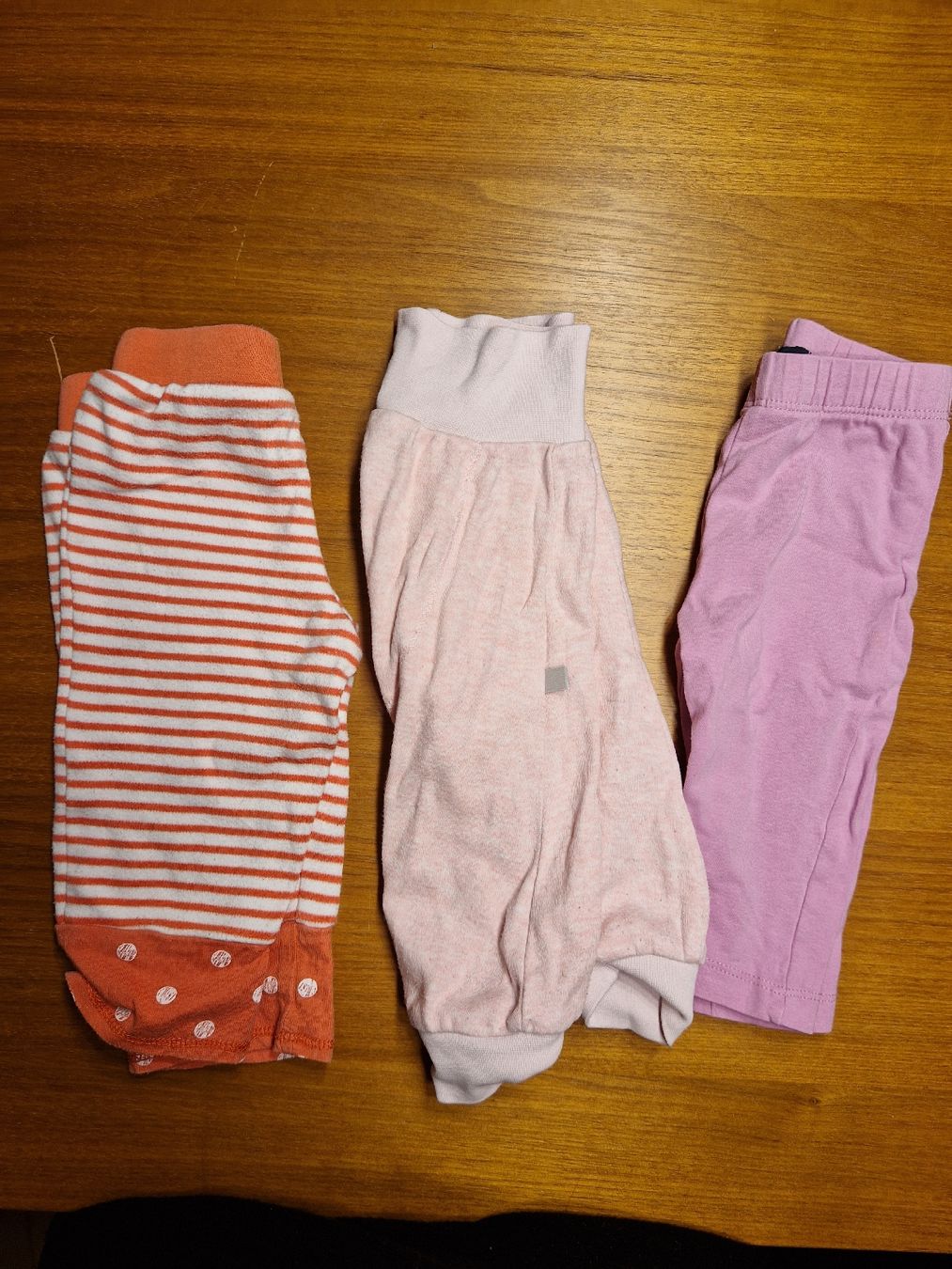 Lotti & Set di vestiti: Leggins Baby – Usato da Steffisburg venduto da Nydegger1
