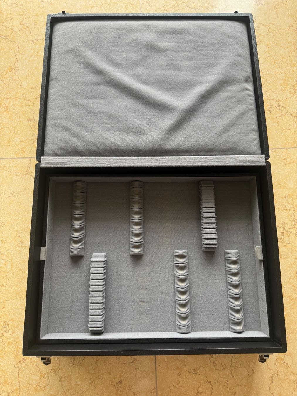 Jezler Sonstige Dekorationen & Accessoires: Silberbesteckbox – Gebraucht aus Herrliberg von Hamptonlane 2