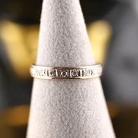Goldring 18K mit 12 Diamanten