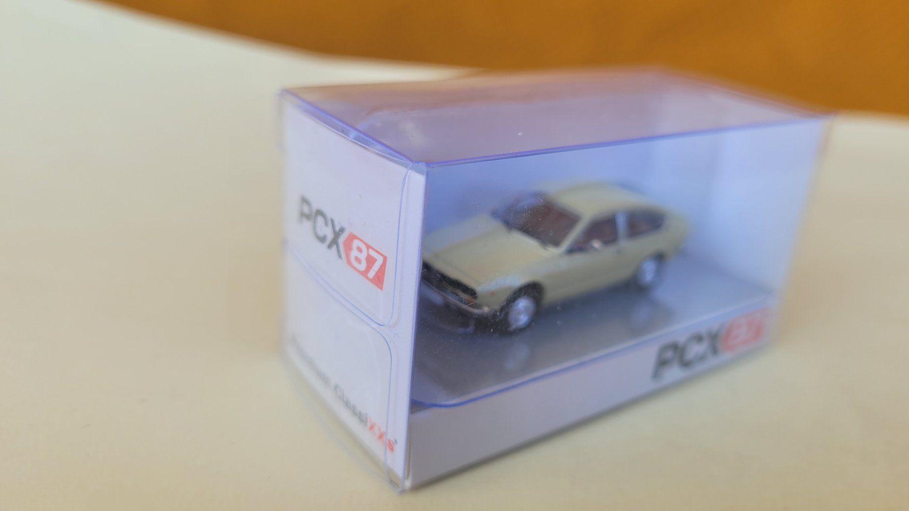 Alfa Romeo Modellini d'auto: Alfa Romeo Alfetta GT 1:87 PCX87 – Nuovo e nell'imballaggio originale da Domdidier venduto da Bimbo57 3