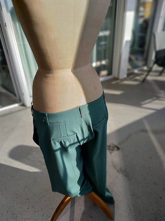 Hosen: elegante grüne Hose – Gebraucht aus Wil SG von _lauraa_ 1