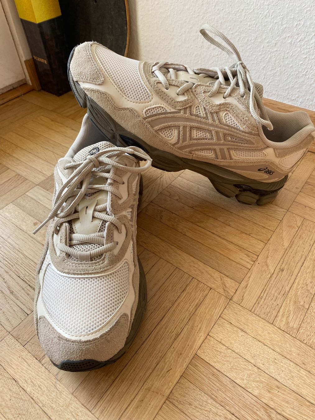 Asics Herrenschuhe: Asics Gel-Nyc Sneaker Gr. 44 neu – Neu und originalverpackt aus Bern von kat_d9p5 2