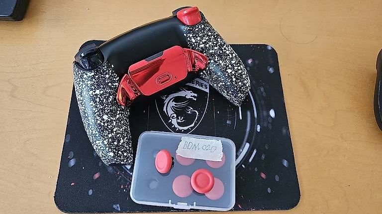 Controller: PS5 Scuf Controller Spiderman TMR Hall Sticks – Usato da Ebmatingen venduto da RetroVans 1