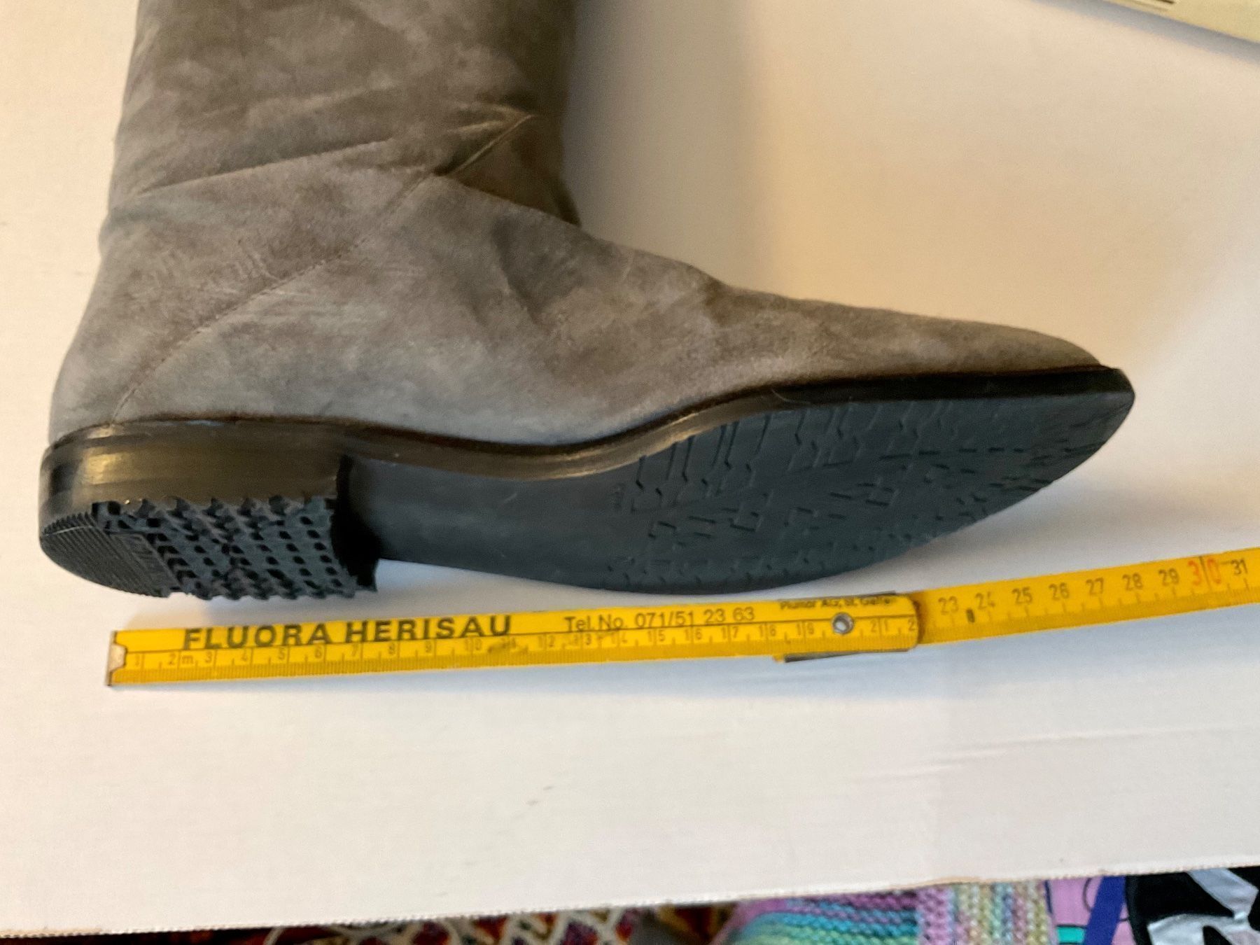 Scarpe da donna: Wildlederstiefel – Usato da Herisau venduto da eri_2tb5 8